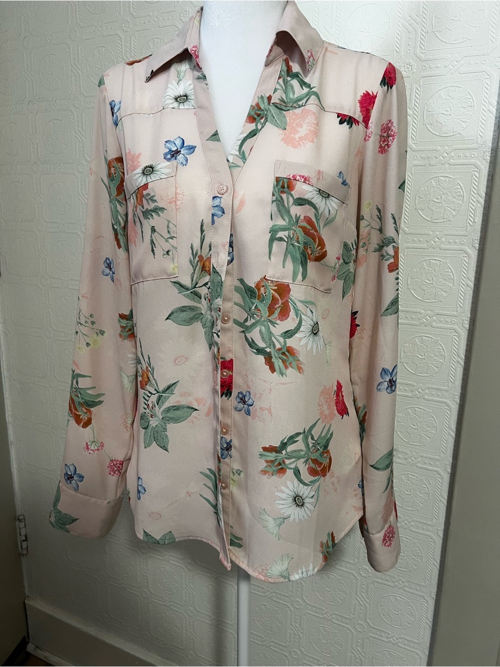 Express Blush Floral Button-Down Shirt